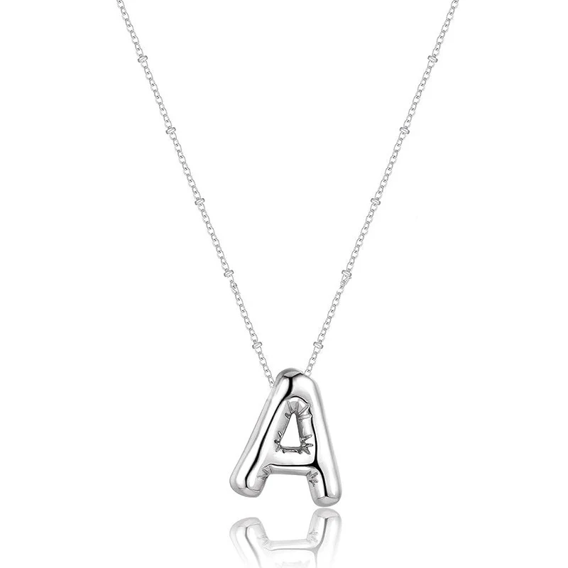 Pingente de letra brilhante em cobre, ornamento popular e versátil para combinar com tudo. Adicione um toque de elegância ao seu visual. — foto 2