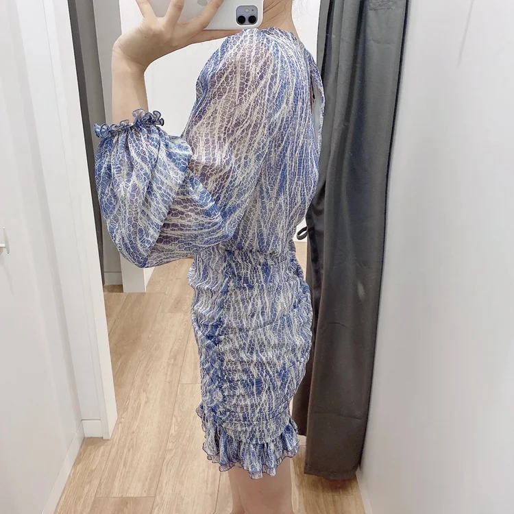 Title 5, Novo vestido plissado com estampa animal de outono
