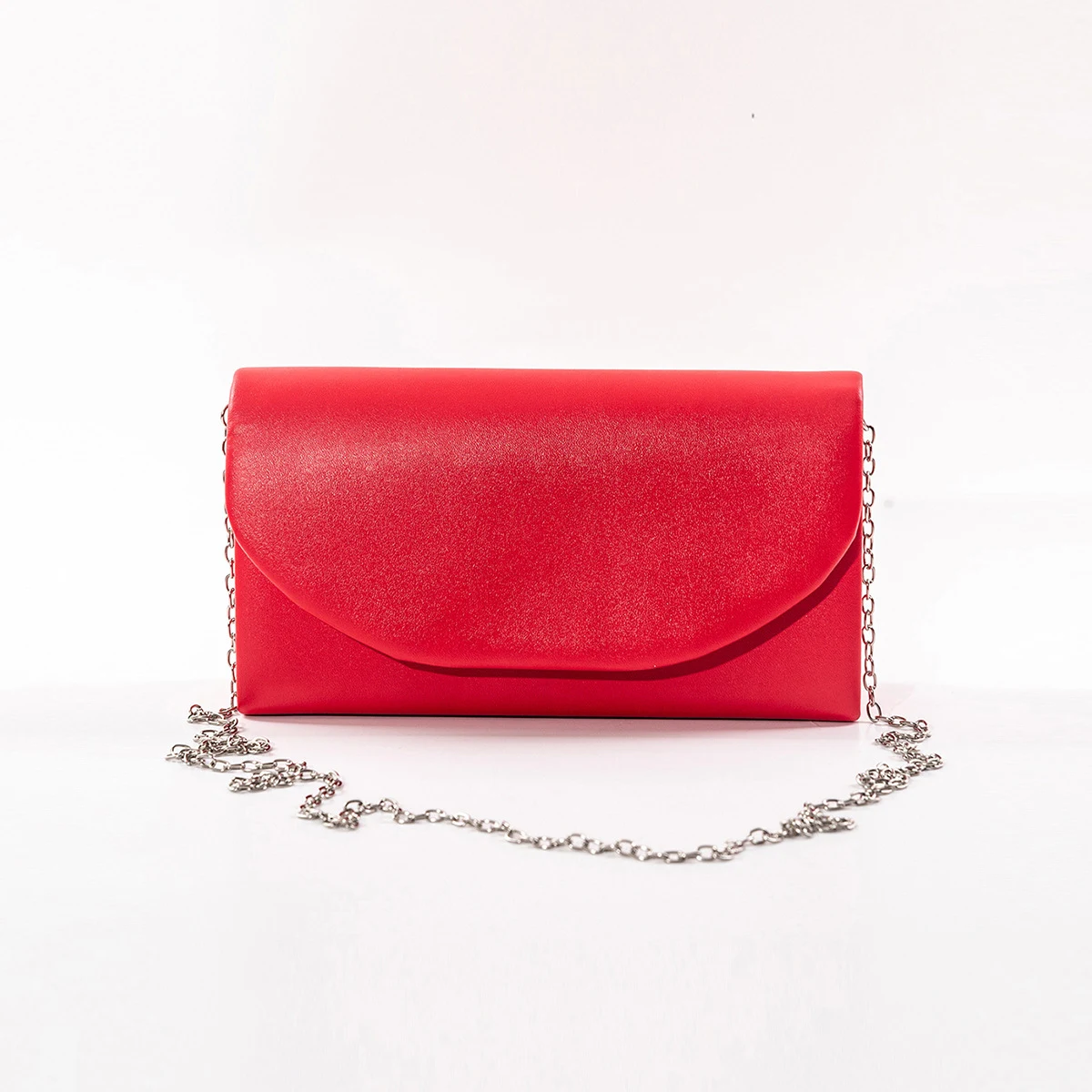 Borsa da banchetto da donna, semplice e alla moda, abbinabile con tutto. Elegante e versatile, perfetta per ogni evento e occasione speciale. — foto 4