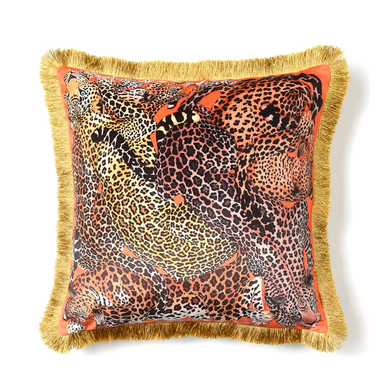 Capa de almofada para sofá de sala com estampa de leopardo e borlas, adicione estilo e sofisticação à sua sala. — foto 4