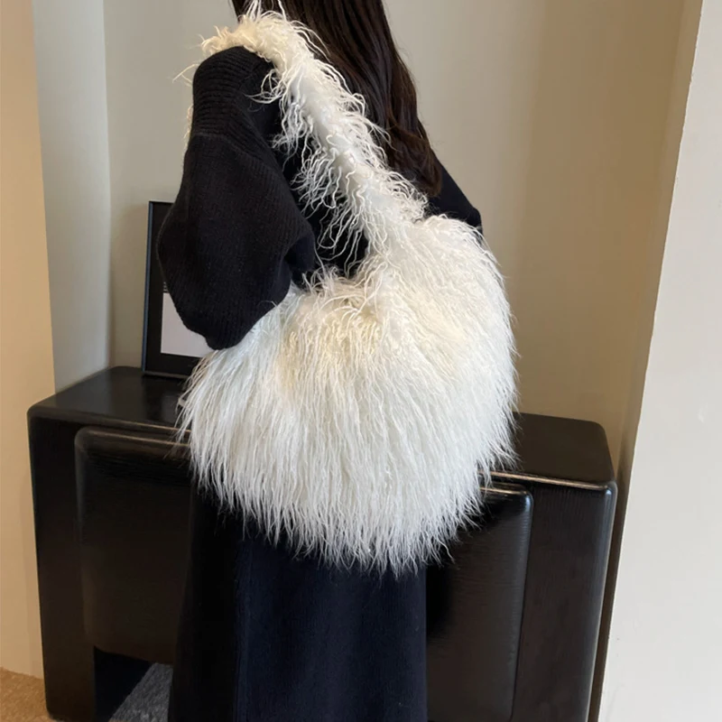 Bolsa de ombro fofa de inverno, grande capacidade, coração personalizado, bolsa feminina de luxo, alta qualidade, perfeita para o Dia dos Namorados — foto 14