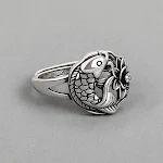 Anel feminino Vintage Lotus Koi, elegância e charme. Desfrute da beleza atemporal deste anel com design único e diferenciado. — foto 8