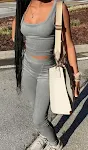 Conjunto de duas peças de calça com colete plus size feminino. Conforto e elegância para um visual moderno e sofisticado, ideal para diversas ocasiões. — foto 9