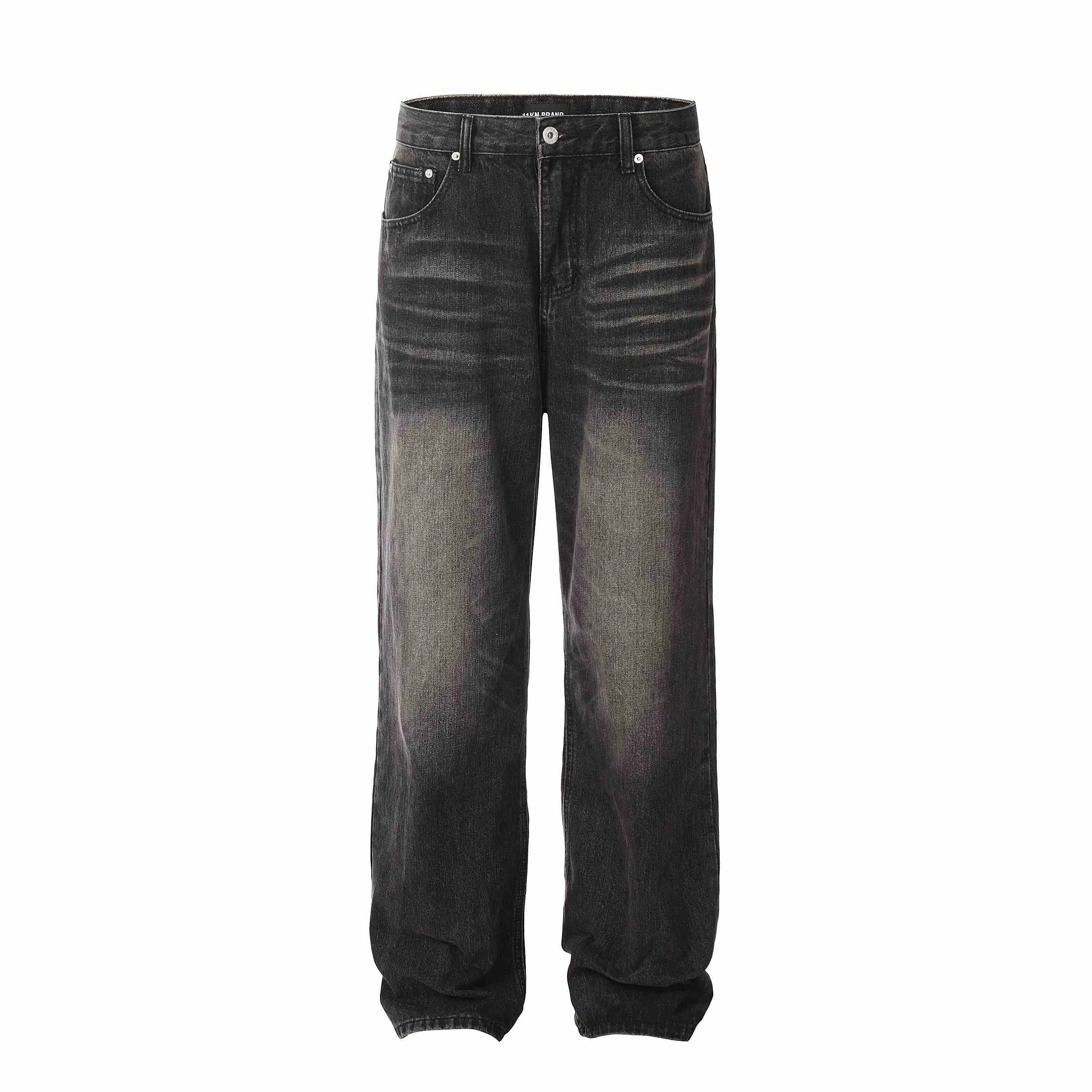 Eenvoudige retro jeans in Amerikaanse High Street-stijl met hoge taille. Comfortabele jeans voor een casual look. — foto 1