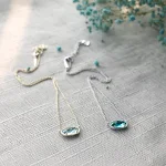 Dames elegante halsketting, ovaal geometrisch design, transparant oceaanblauw glas, een modieus sieraad voor elke outfit. — foto 10