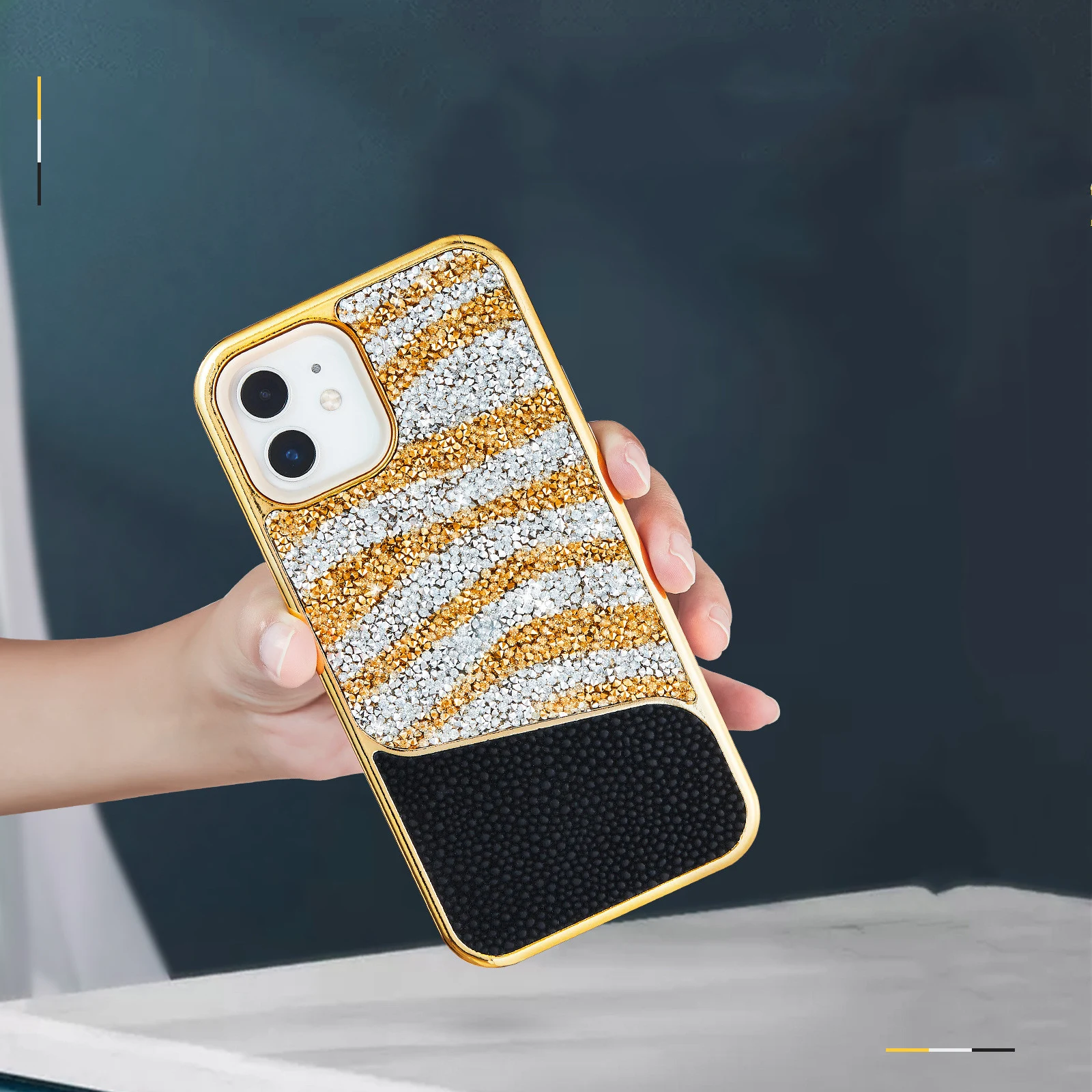 Title 4, Capinha de celular transparente com strass, ant...