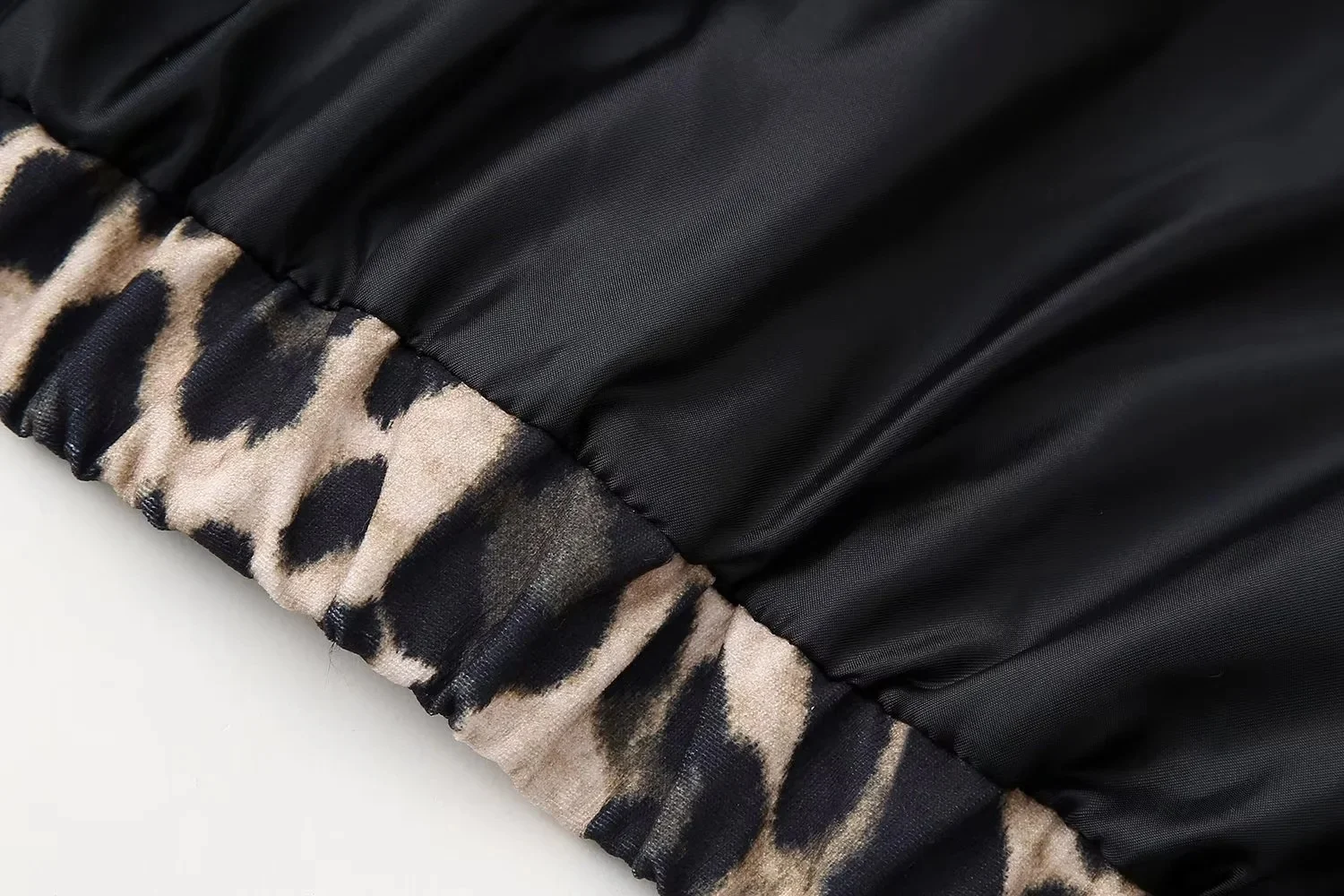 Title 29, Womens Long Sleeved Leopard Print Jacket perfe...