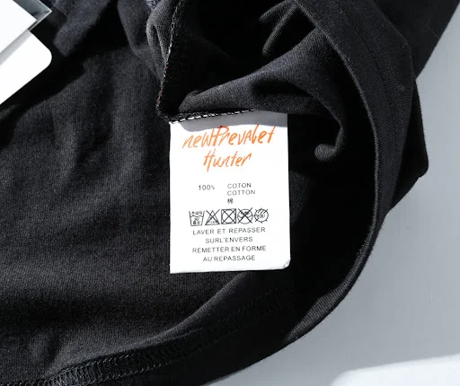 Title 11, T-shirt de manga curta impressa em texto