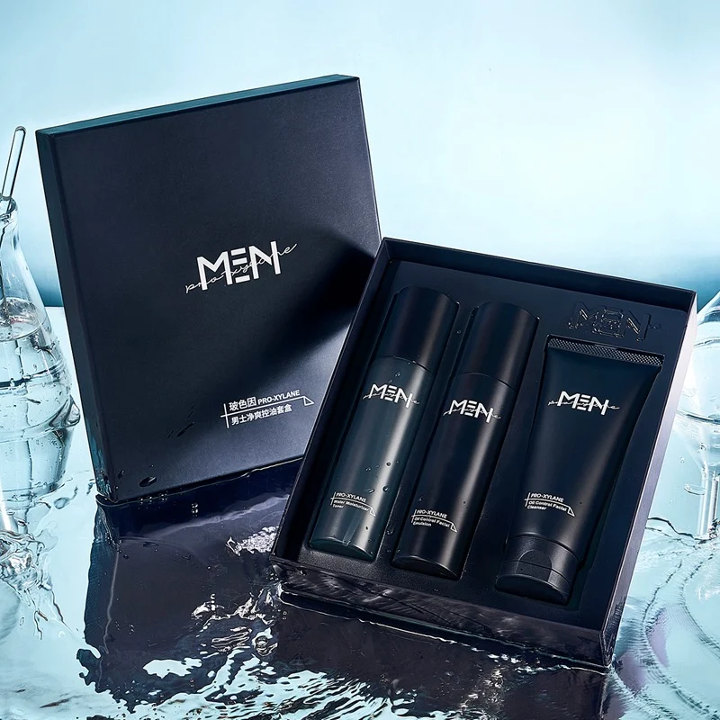 Men's Clean Cool Oil Control Kit Lotion — photo 2