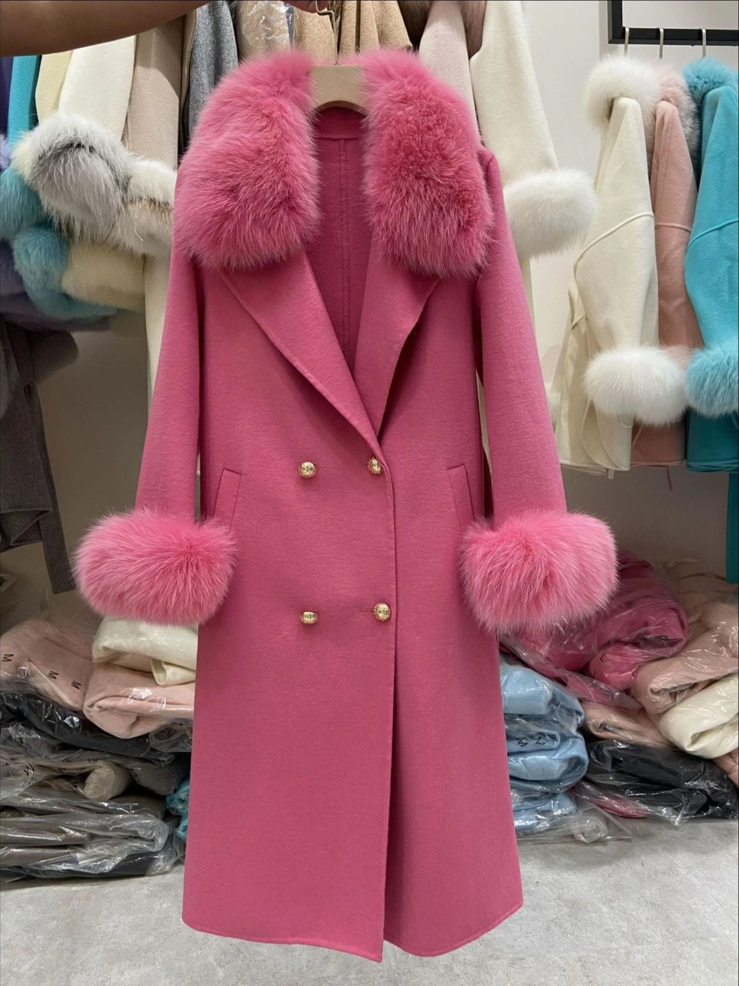 Women's Long Double-sided Wool Coat with Fox Fur Collar, offering warmth, elegance, and superior style for cold weather — photo 3
