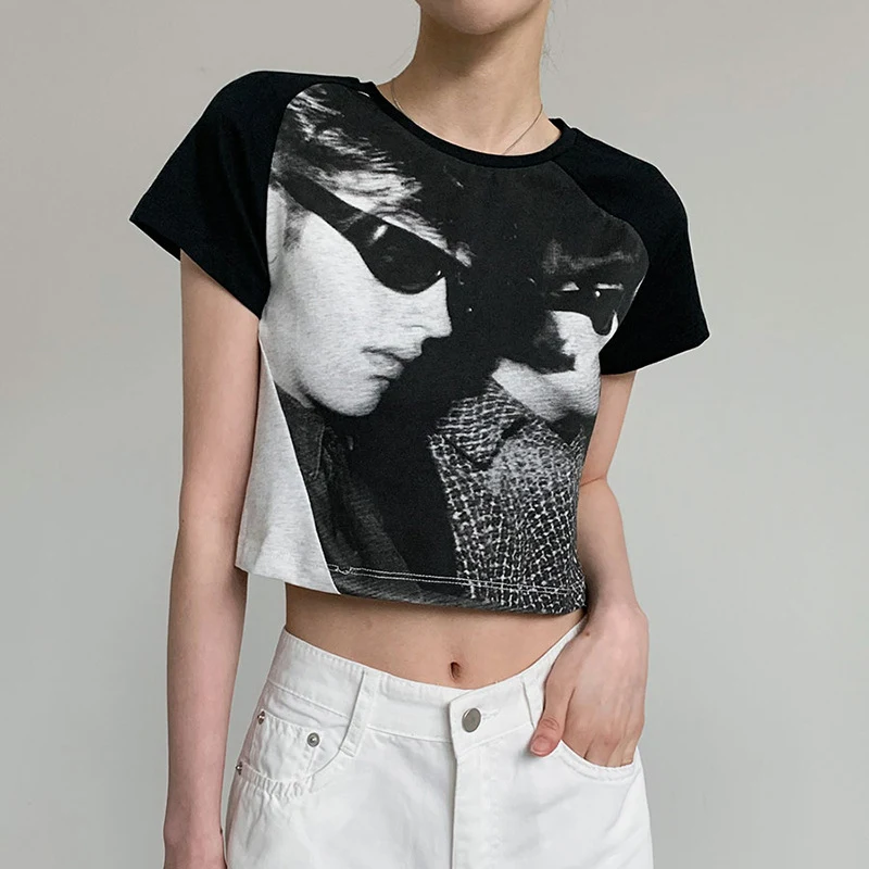 Title 2, Camiseta retrô Spice Street Goth Head com estam...