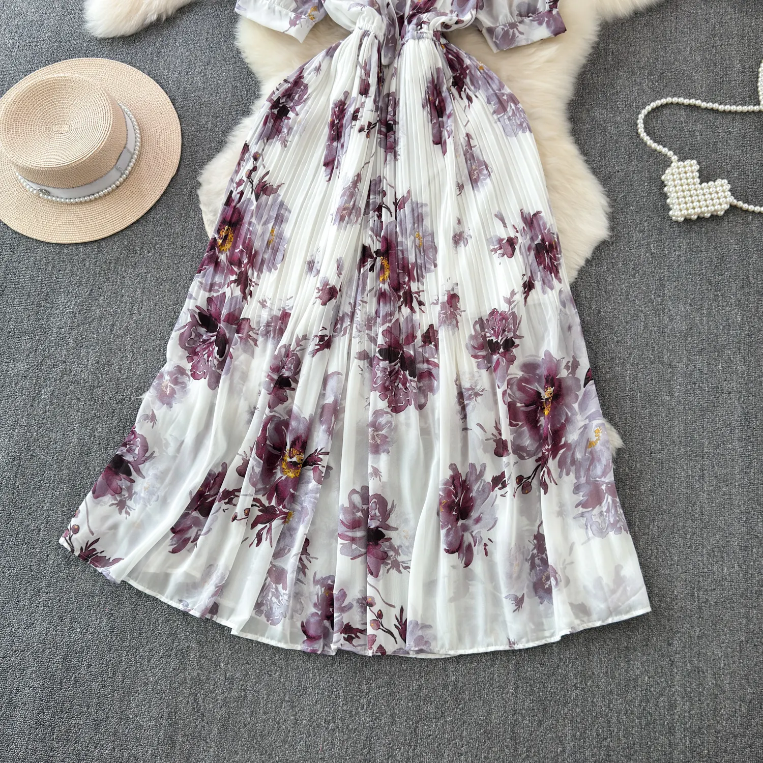 Title 15, Gonna da vacanza in chiffon con bordo largo e v...
