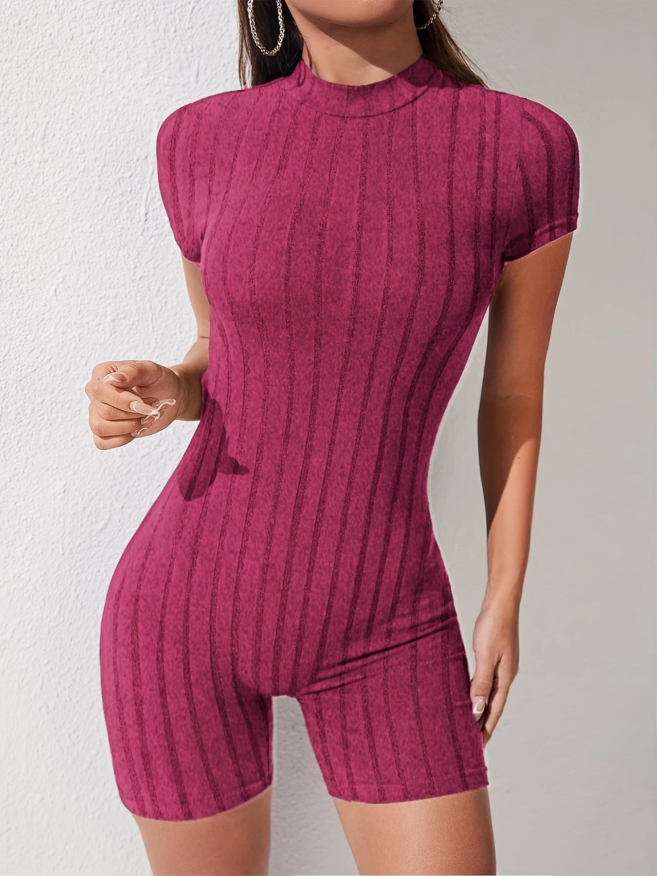 Title 13, European And American Style Fashionable Tempera...
