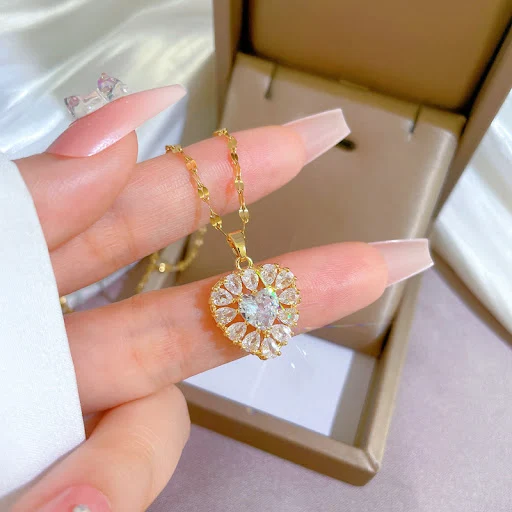 Title 4, Colar Coração Dourado com Diamantes Reais, Luxo...