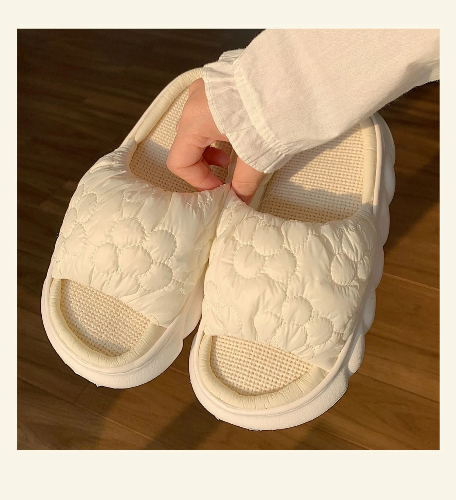 Title 3, Sweet Bubble Flower Linen Slippers with Thick S...