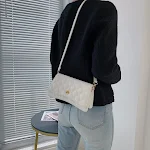 Bolsa Mensal PU Innovation de Ombro Único com Capa Proteção Ideal para Uso Diário e Estilo Sofisticado Resistente à Água Prática e Versátil — foto 9