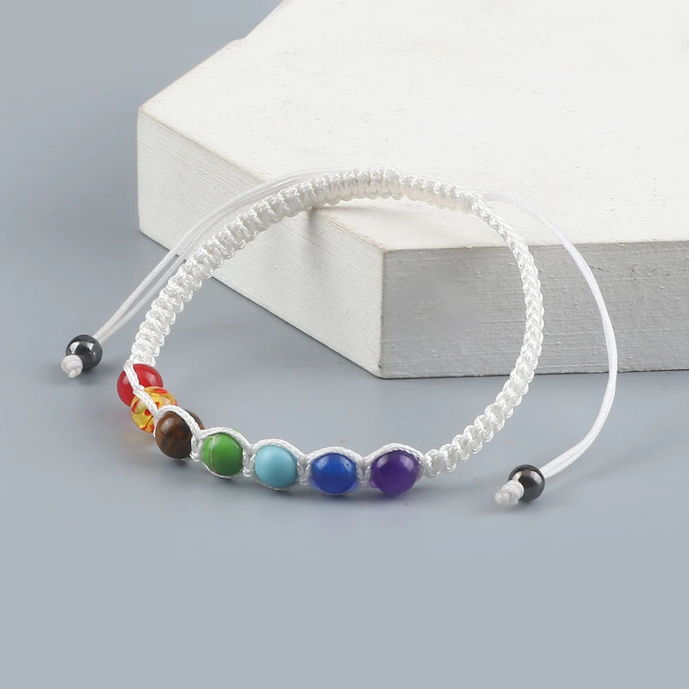 Pulseira de acessórios com contas redondas de sete cores, um acessório vibrante e elegante para adicionar um toque especial ao seu visual. — foto 22