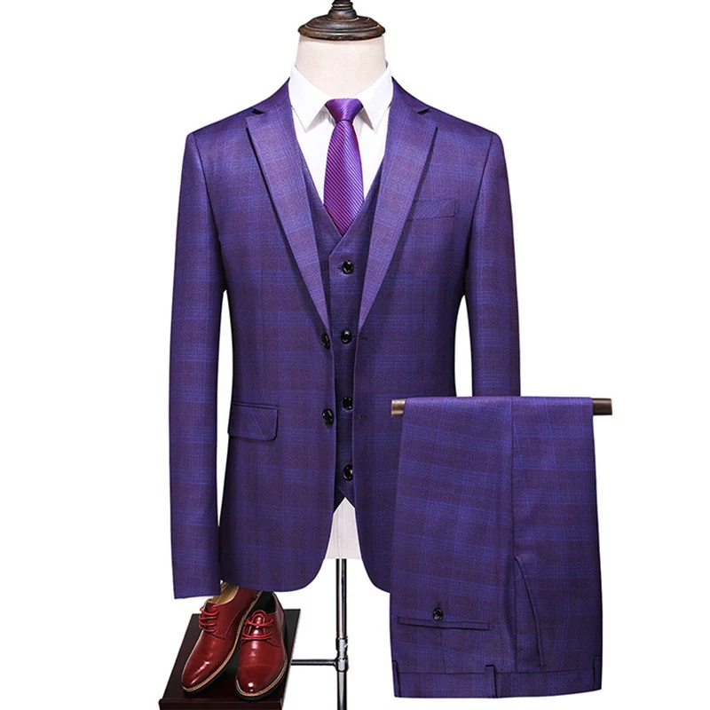 Title 11, Mens Stent Business Three-Piece Suit Large Siz...