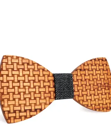 Fashion Bamboo and Wood Bow Tie, a creative ornament for men. Adds a touch of elegance and individuality to your outfit 