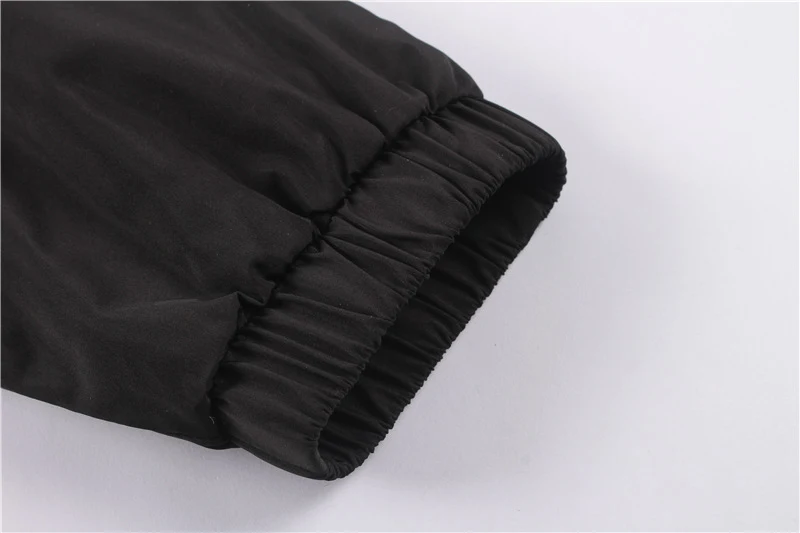 Title 13, Thin camouflage loose couple coat, offering a r...