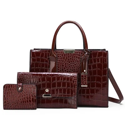 Bolsa transversal diagonal para ombro, unissex. Leve seus itens essenciais com praticidade e estilo. Perfeita para o dia a dia com conforto e segurança. — foto 2