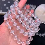 Pulseira de pirâmide de cristal fantasma branco natural para mulheres. Beleza, elegância e energia positiva. Um acessório que eleva seu estilo. — foto 2