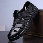 Sandálias masculinas retrô em couro genuíno, estilo Roma. Sapatos confortáveis e elegantes para homens. Perfeitas para o verão, duráveis e estilosas. — foto 3