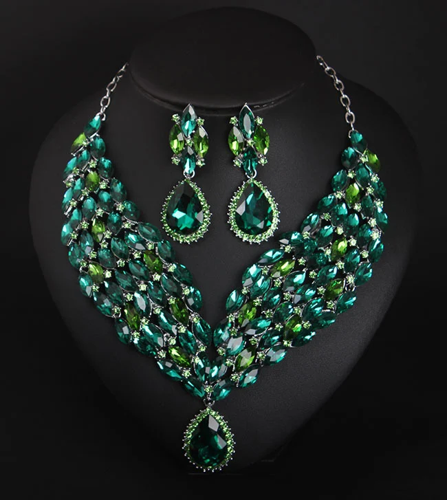 Conjunto colar e brinco africano de cristal — foto 2