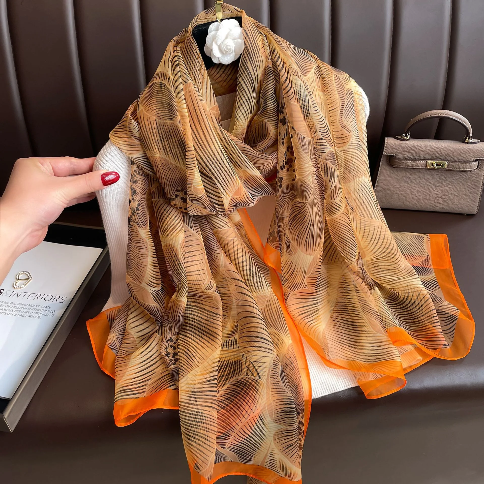 product image - 32