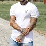 Camiseta masculina K multicolorida com estampa, casual, slim-fit, manga curta, verão, esportes ao ar livre, corrida, leve e respirável. — foto 13