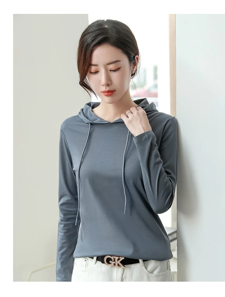 Maglietta intima donna in puro cotone primaverile, versatile e abbinabile. Un capo base comodo e ideale per ogni outfit, essenziale. — foto 7