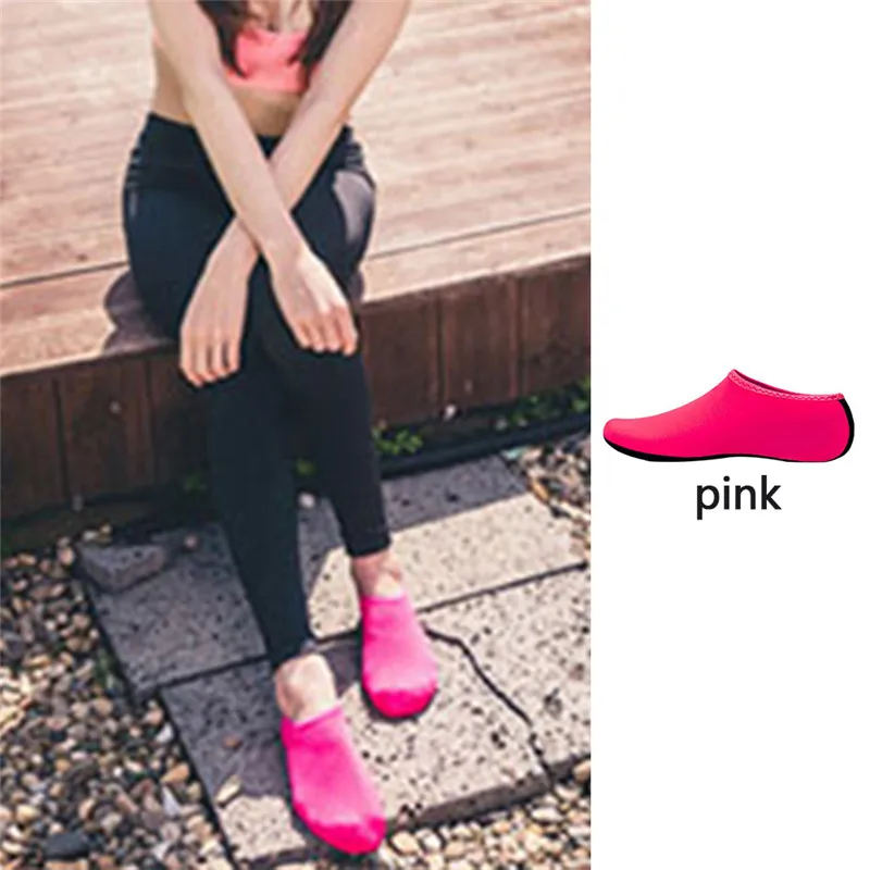Title 15, Summer Bright Scuba Socks Waterpark Supplies Pr...