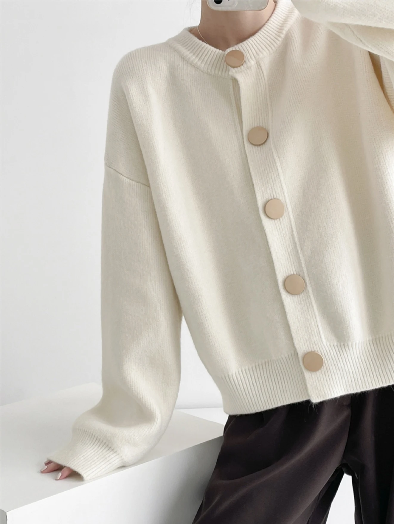 Title 12, Womens Round Neck Solid Color Loose Knitted Ca...