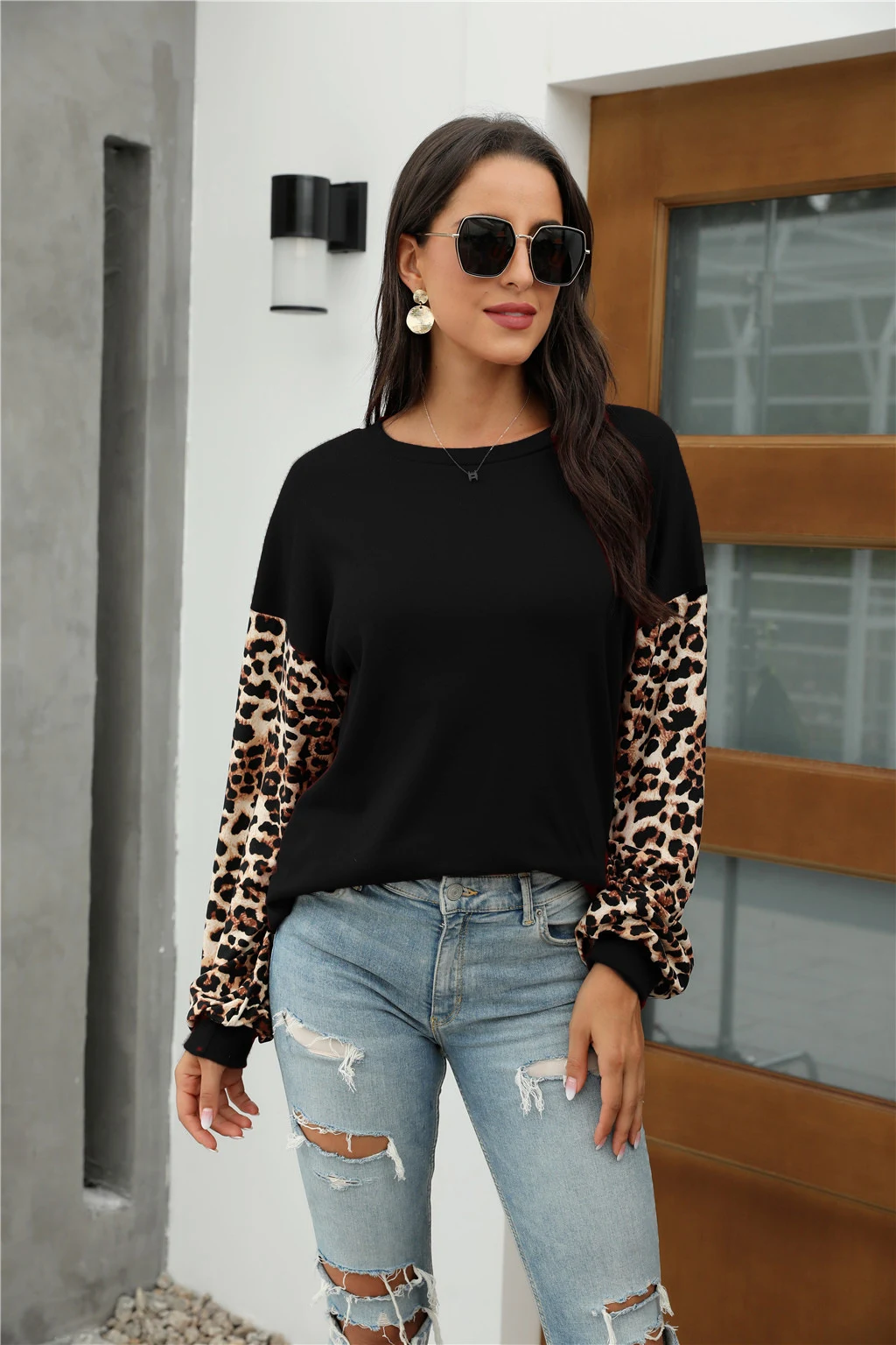 Title 8, Felpa T-shirt girocollo con stampa leopardata e...