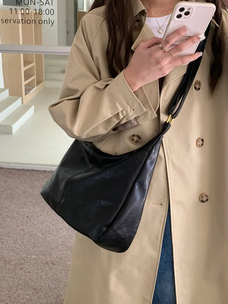 Nueva Bolso de Hombro Versátil de Gran Capacidad Perfecta para Llevar Todo Lo Esencial Con Estilo y Comodidad Ideal para Cada Día. — foto 6