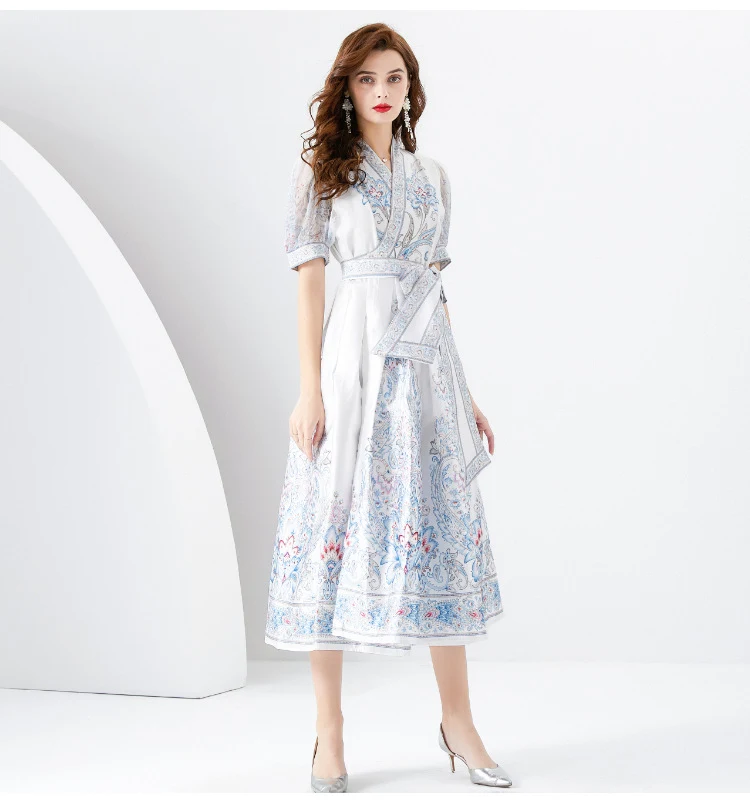 Title 4, V-neck Lantern Sleeve Long Printed Dress