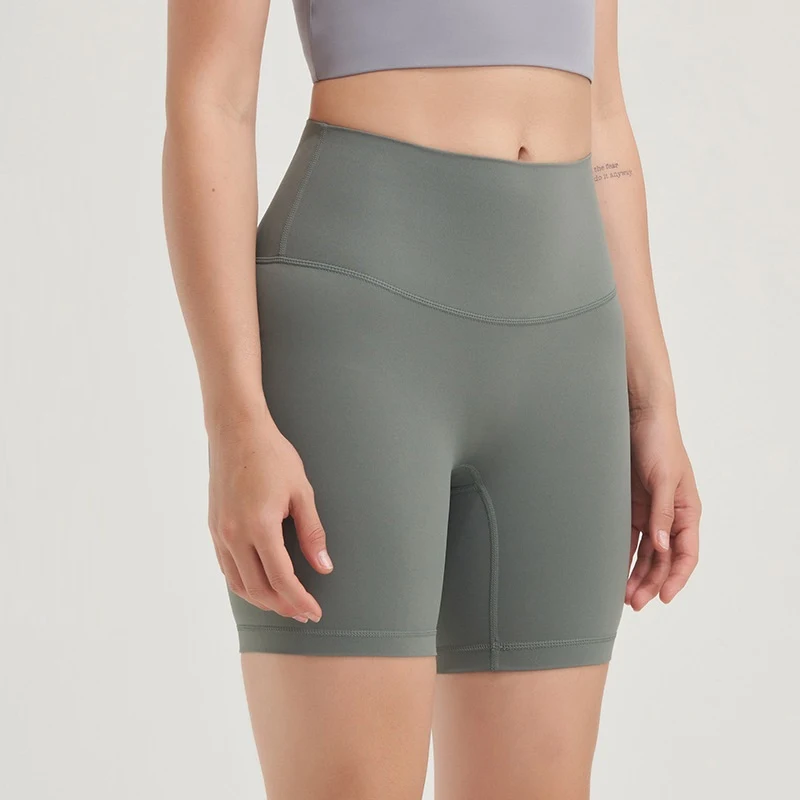 Nude No T-line Hip Lift Three-point Fitness Yoga Shorts for Women. Comfortable, shaping yoga shorts for your workout. — photo 3