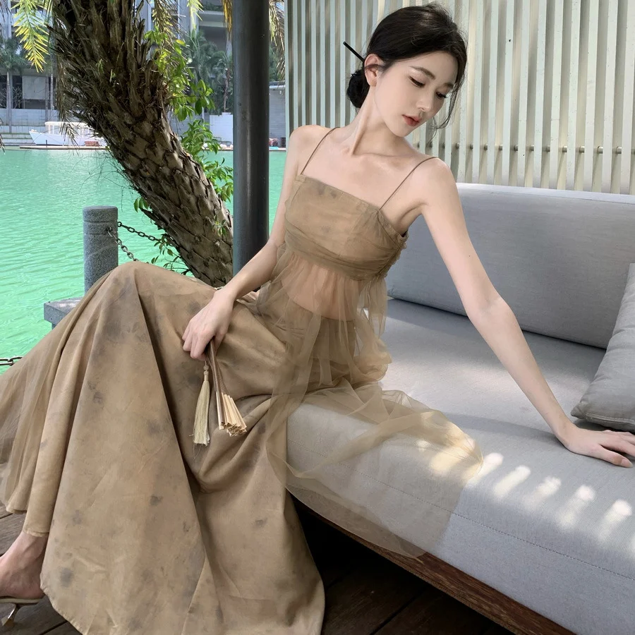 Women's Mesh Blooming Sling Top and Mesh Stitching Skirt Suit – A stylish and breathable outfit, perfect for warm weathe — photo 6