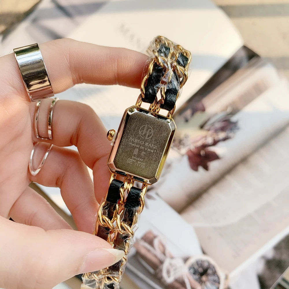 Dial cuadrado temperamento simple reloj de muñeca para mujeres — foto 1