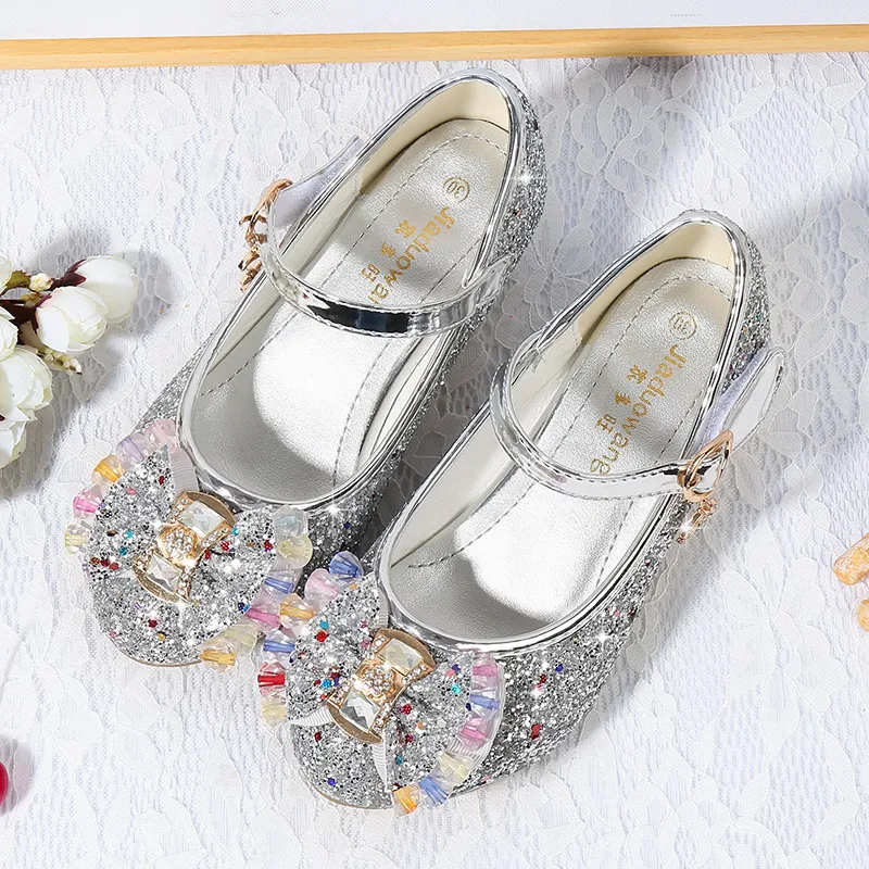 Mädchen Prinzessin Lederschuhe – Bequem und stilvoll für besondere Anlässe und den Alltag. Hochwertiges Leder, perfekter Sitz. — foto 14