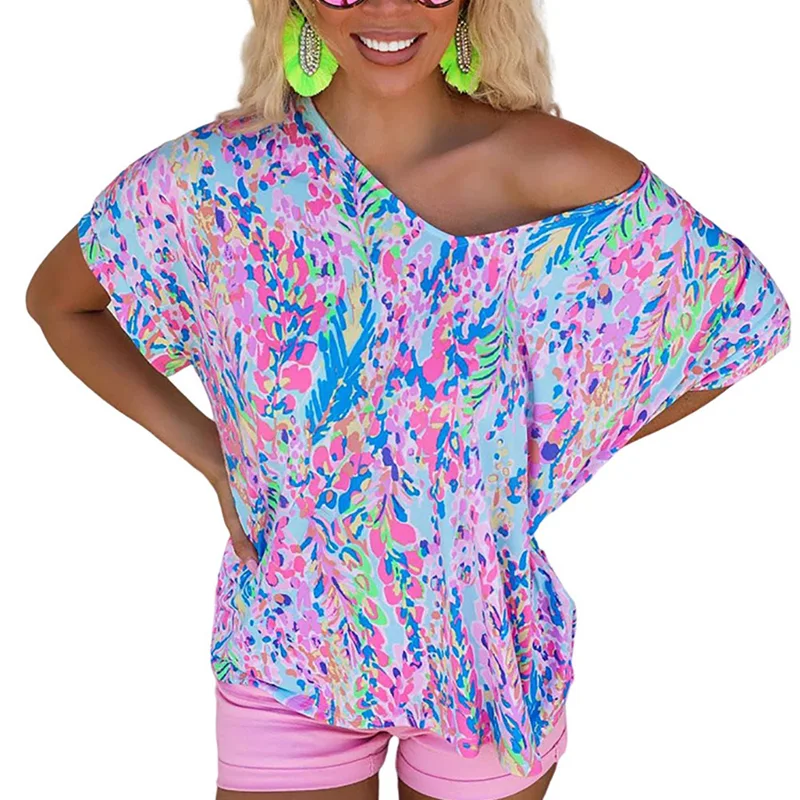 Nova camiseta pintada floral com decote em V de manga curta — foto 6
