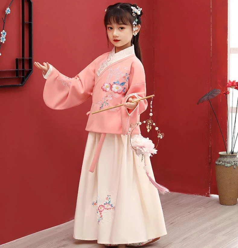 Title 3, Ervaar de tijdloze gratie met het Hanfu meisjes...