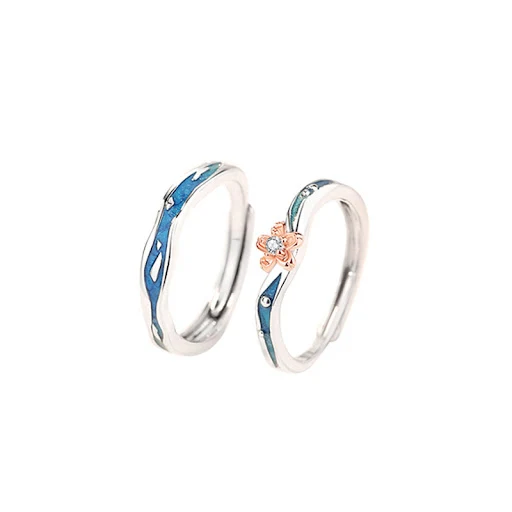 Title 10, Anel de casal com flor e água fluindo, design c...