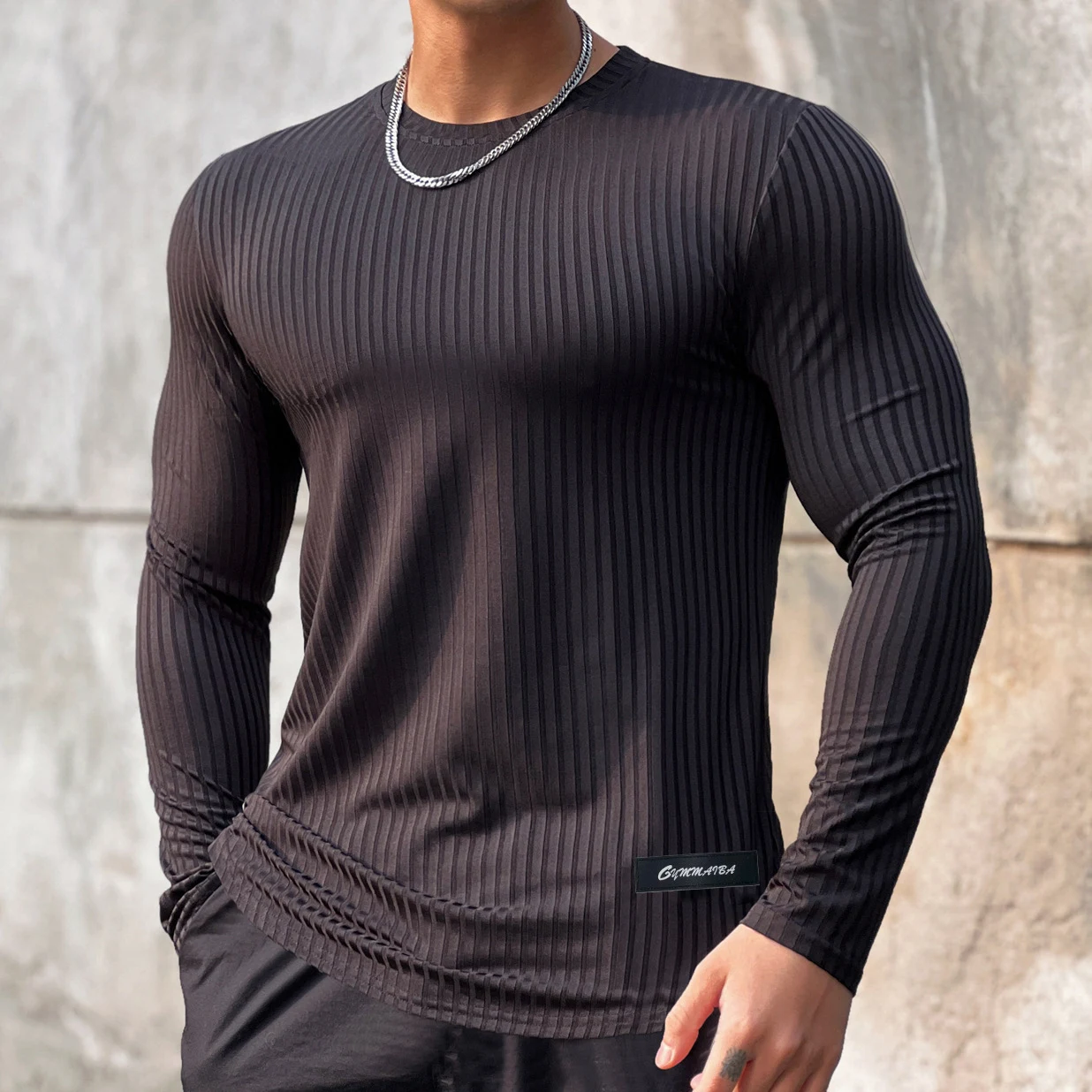 Striped Solid Color Fitness Breathable Long Sleeves for Optimal Comfort. Perfect for workouts, this shirt combines style — photo 6