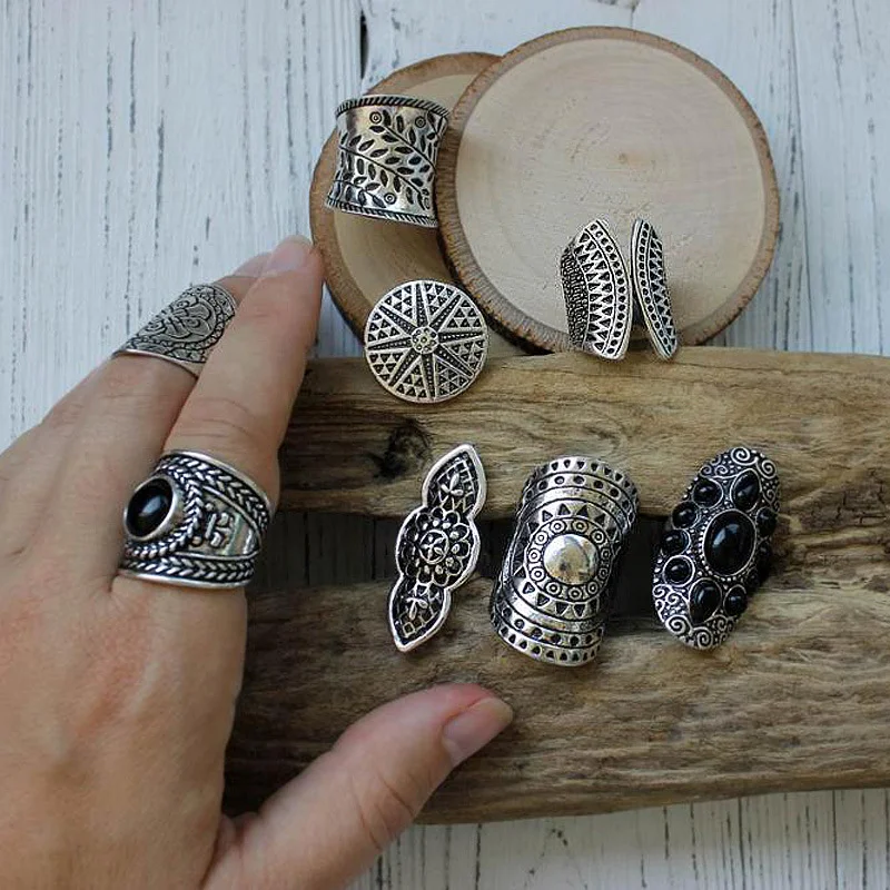 Title 5, Conjunto de anéis vintage de oito peças