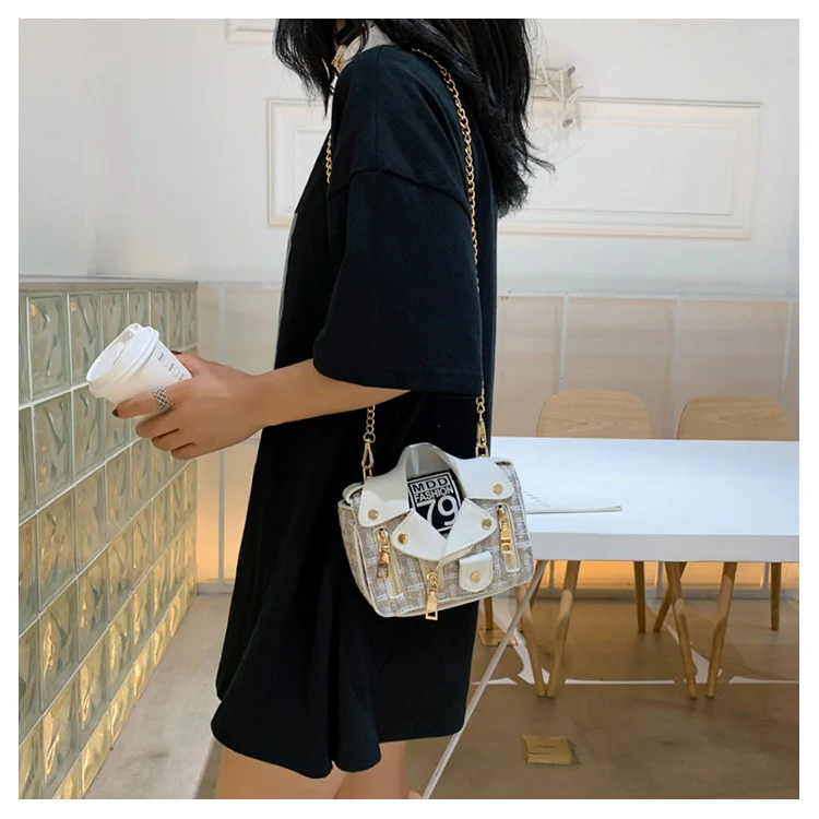Title 10, Bolsa mensageiro com corrente, formato de roupa...