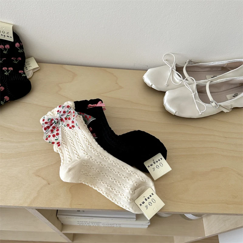 Title 12, Mesh Sweet Floral Bow Mid-calf Length Loose Soc...