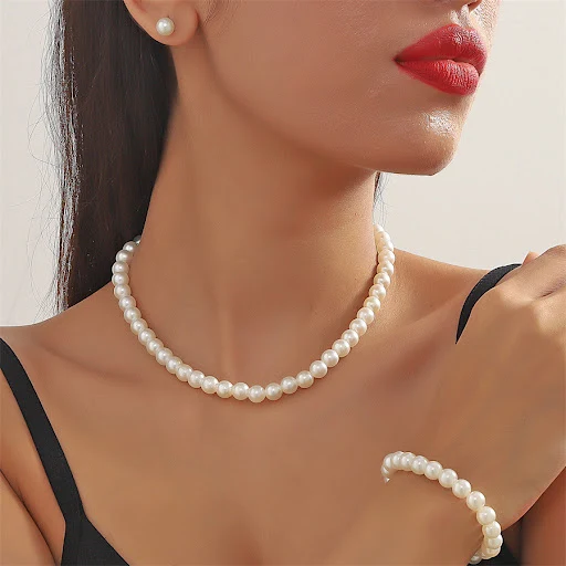 Title 1, Conjunto de colar choker com pérolas para a cla...
