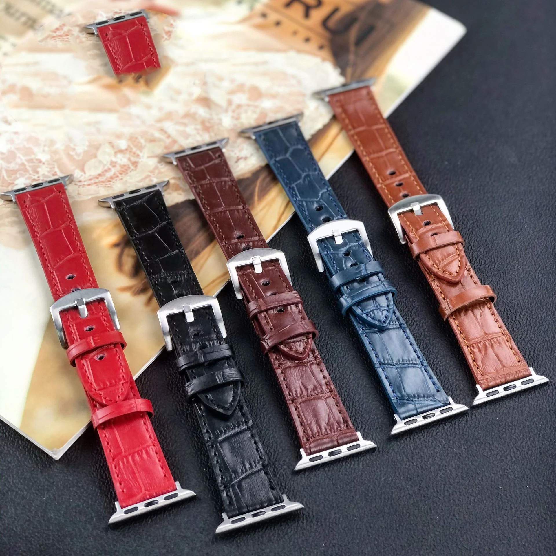 Title 3, Leather Watch With Slub Pattern and Quick Relea...