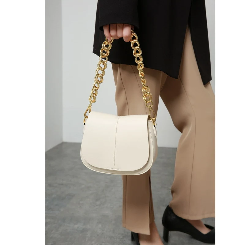 Title 5, Bolsa Messenger Feminina Versátil com Alça de O...